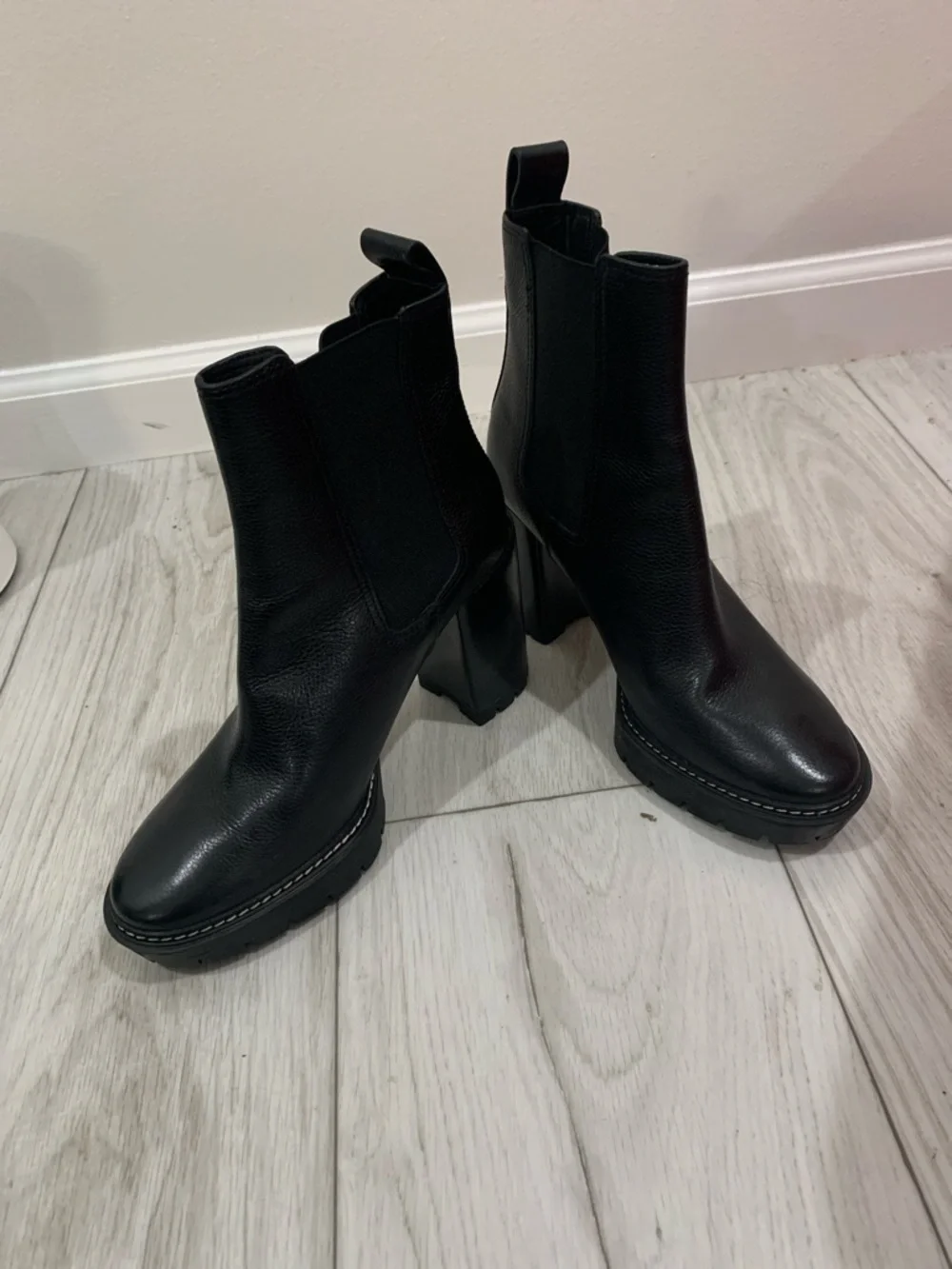 Tory Burch Black Leather Platform Chelsea Booties with Logo Tab